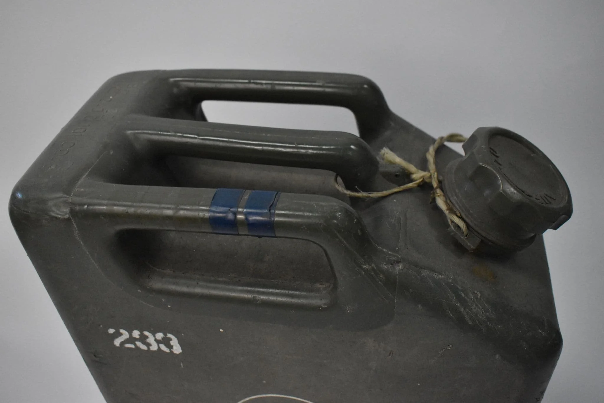 Austrian Military 20L Water Butt - Image 3